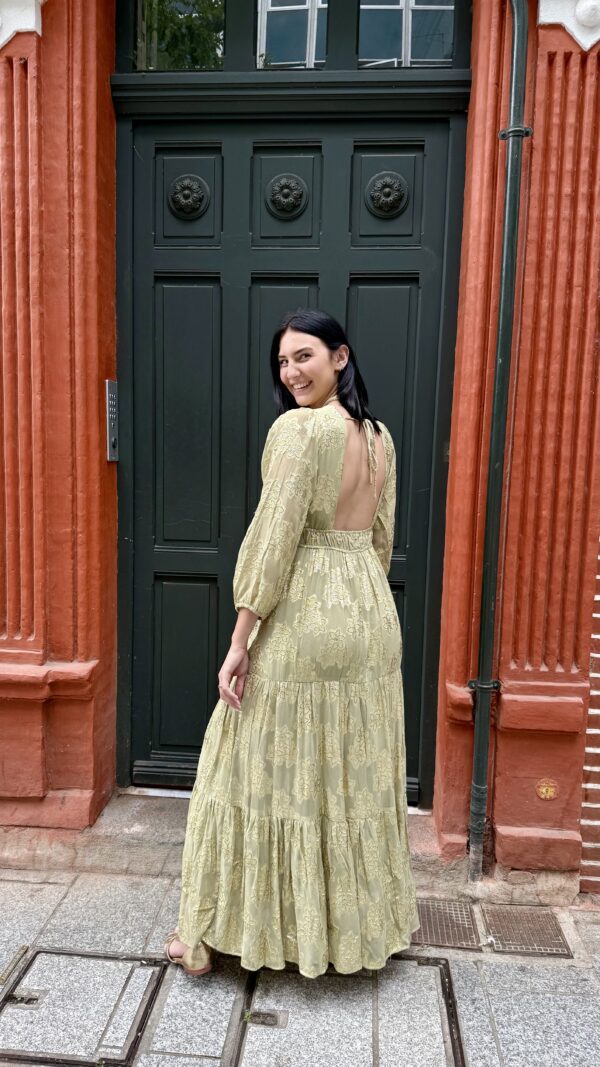 Robe – Image 4