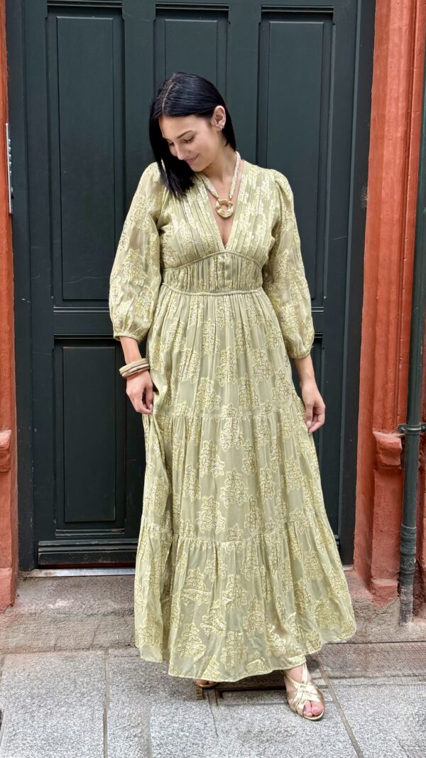 Robe – Image 3