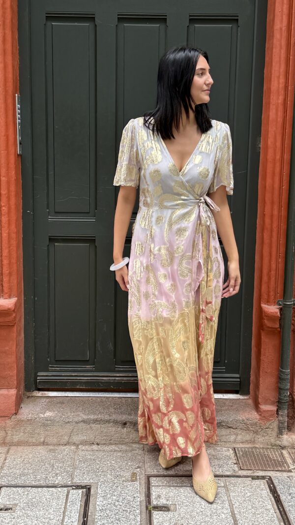 Robe – Image 3