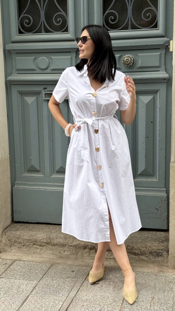 Robe – Image 4