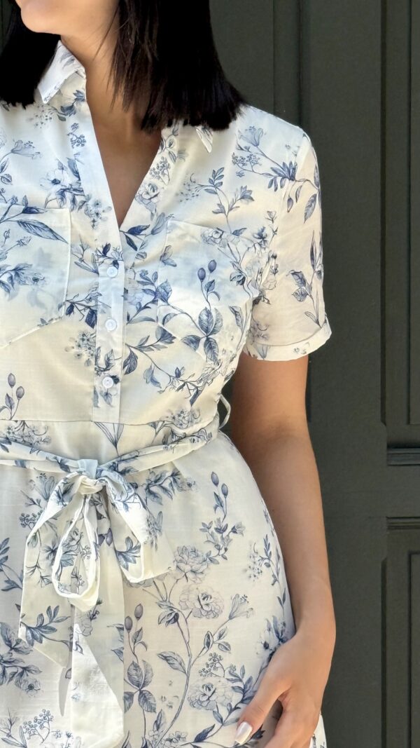 Robe – Image 2